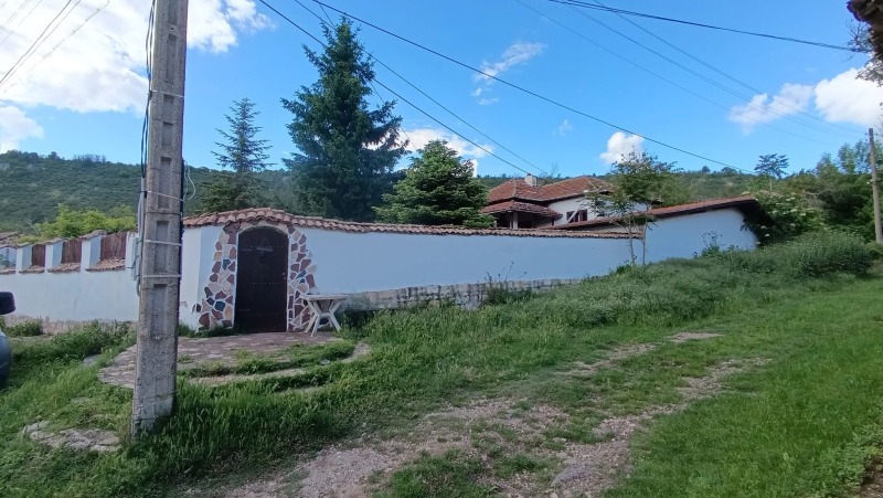 Продава  Къща област Разград , с. Костанденец , 200 кв.м | 70848186 - изображение [3]