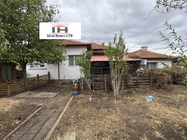 Продава КЪЩА, с. Пет могили, област Сливен