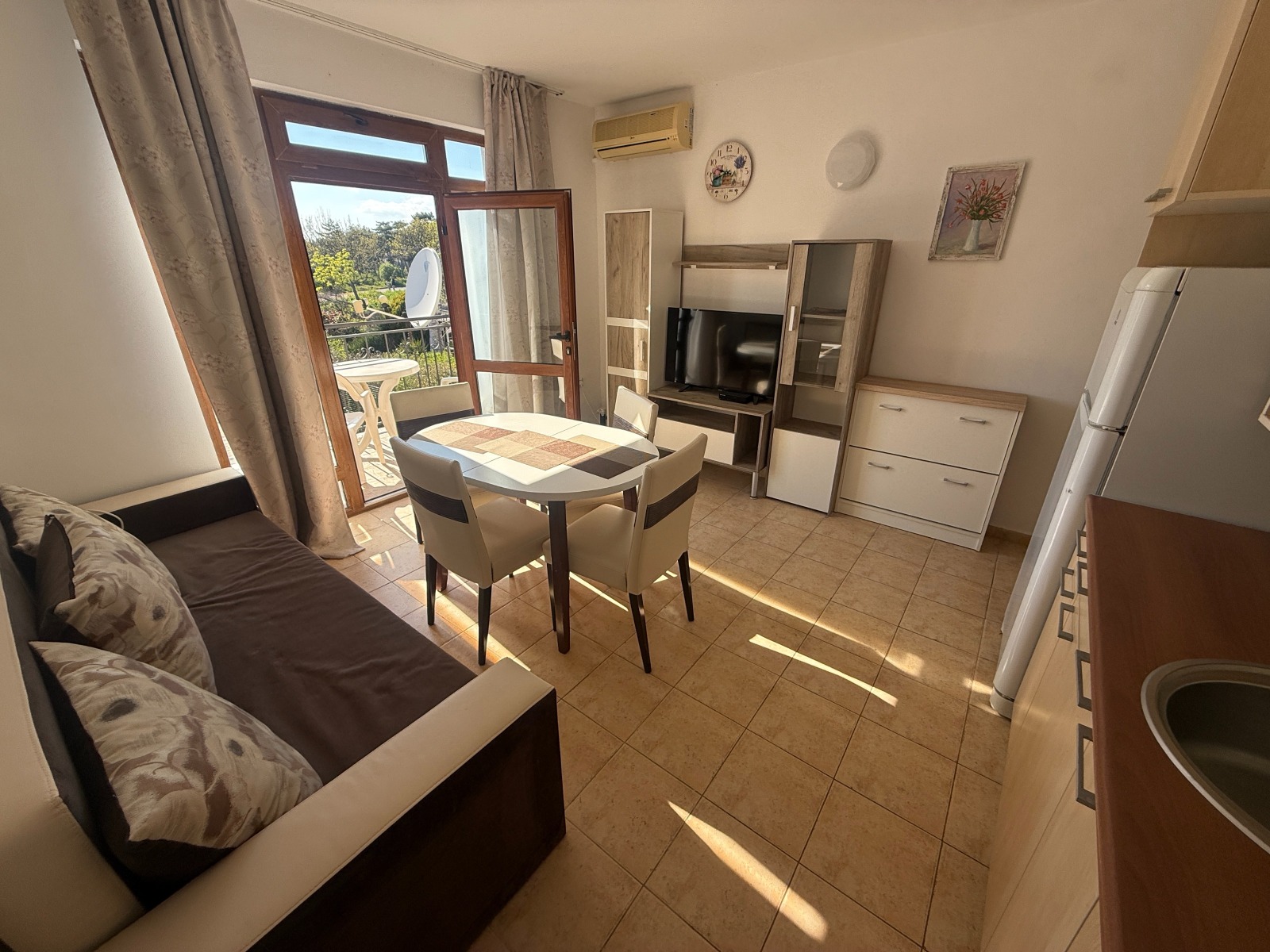 Продава 2-СТАЕН, гр. Свети Влас, област Бургас