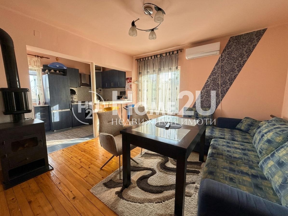 Продава КЪЩА, гр. Девня, област Варна, снимка 13 - Къщи - 54300116