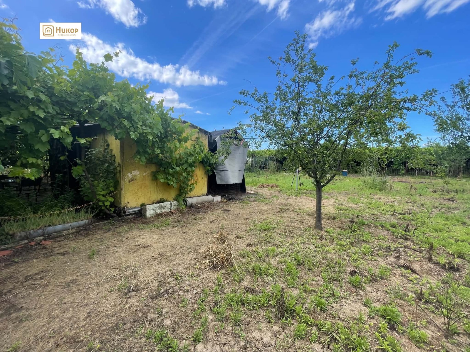 Продава ПАРЦЕЛ, с. Знаменосец, област Стара Загора