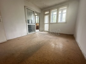 2 Schlafzimmer Zentar, Warna 1