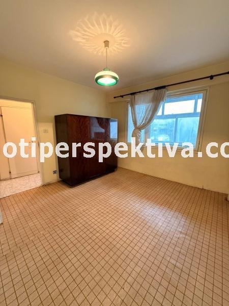 Продава 2-СТАЕН, гр. Пловдив, Кючук Париж, снимка 4 - Апартаменти - 53494562