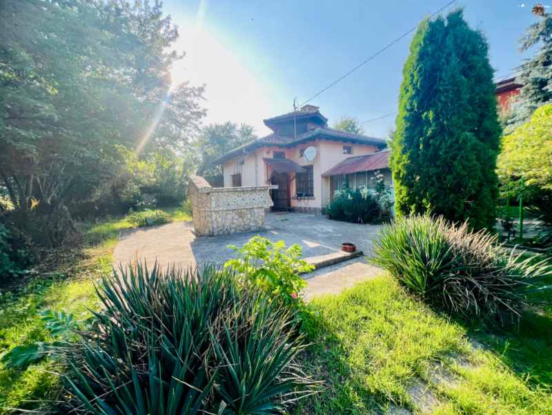 Продава КЪЩА, гр. София, с. Волуяк, снимка 16 - Къщи - 53300799