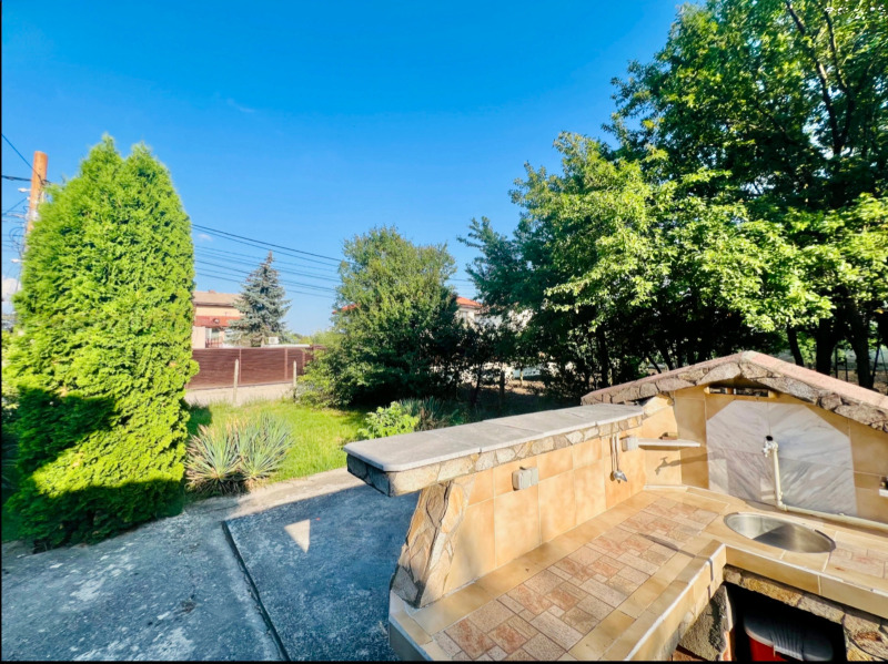 Продава КЪЩА, гр. София, с. Волуяк, снимка 13 - Къщи - 53300799