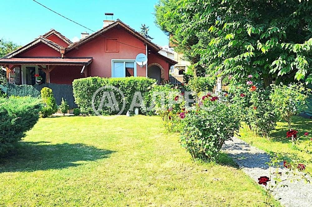 Продава КЪЩА, с. Петърч, област София област, снимка 2 - Къщи - 55463327