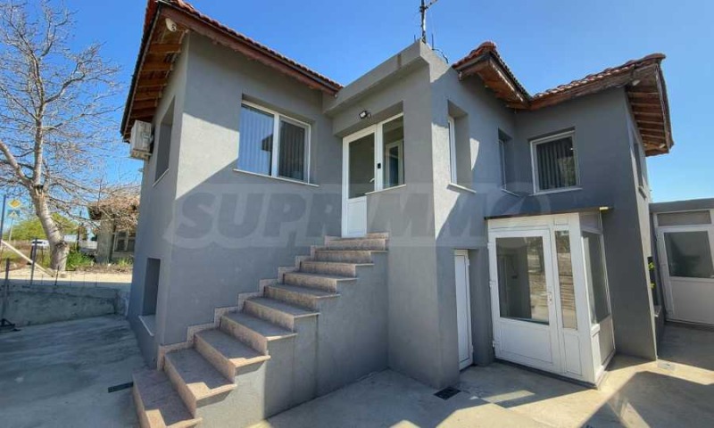 Продава КЪЩА в област Варна, гр. Бяла - 125 кв.м / 185 000 € » 361 828.55 лв., СУПРИММО ОФИСИ В СТРАНАТА