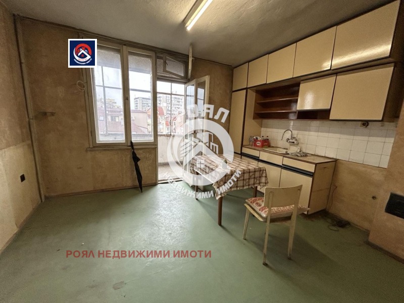 Zu verkaufen  3 Schlafzimmer Plowdiw , Kameniza 2 , 120 qm | 12302267 - Bild [2]