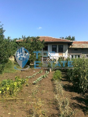 Casa Stefan Stambolovo, región Veliko Tarnovo