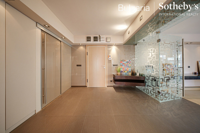 In vendita  2 camere da letto Sofia , Vitosha , 147 mq | 53009865 - Immagine [13]