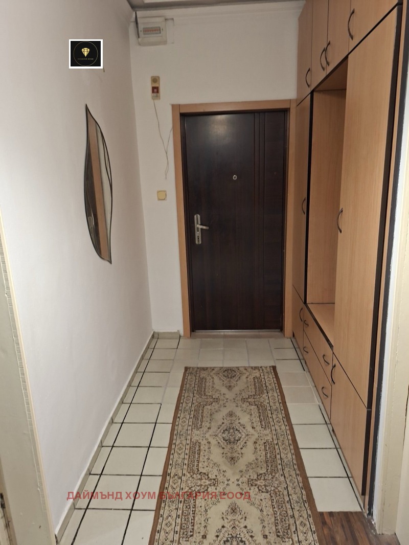 Продава 3-СТАЕН, гр. Пловдив, Кючук Париж, снимка 2 - Апартаменти - 52331540