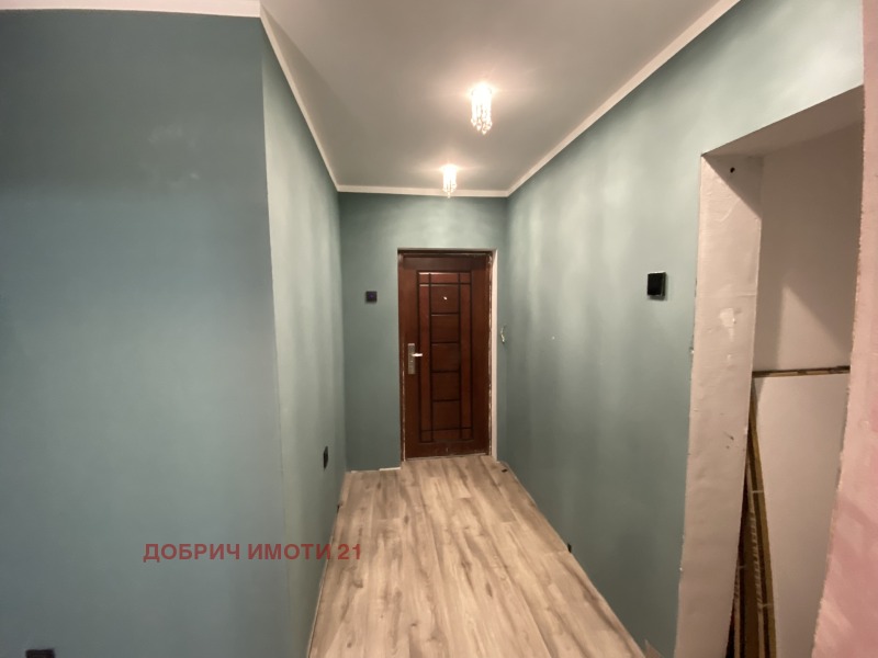 Продава 3-СТАЕН, гр. Добрич, Дружба 1, снимка 2 - Апартаменти - 53137034