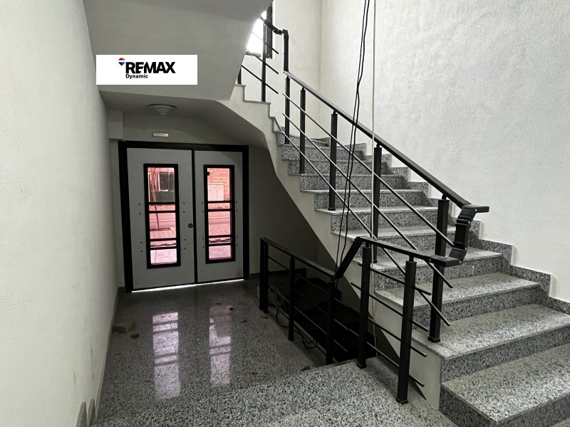 Продава 3-СТАЕН, гр. Айтос, област Бургас, снимка 2 - Апартаменти - 53141617