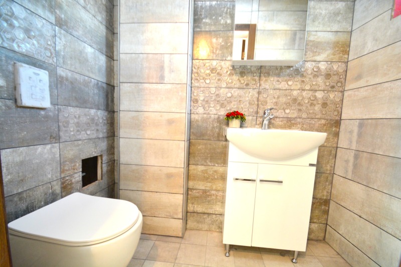 Продава КЪЩА, гр. Варна, м-т Добрева чешма, снимка 11 - Къщи - 52455823