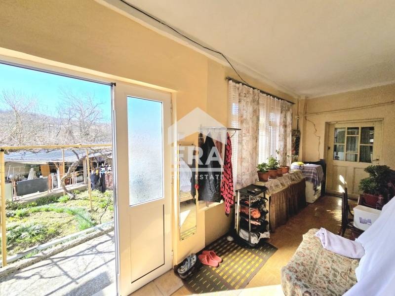 Продава КЪЩА, с. Пчелище, област Велико Търново, снимка 4 - Къщи - 54204112