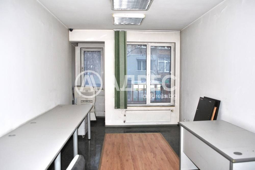 Продава ОФИС, гр. София, Оборище, снимка 11 - Офиси - 54408542