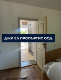 Продава КЪЩА, област София, с. Хераково • 239000 € / 467443.37 лв. • 83064521 10
