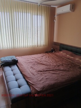 2 slaapkamers Reduta, Sofia 11