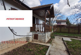 Продажба на имоти в с. Локорско, град София - изображение 2 