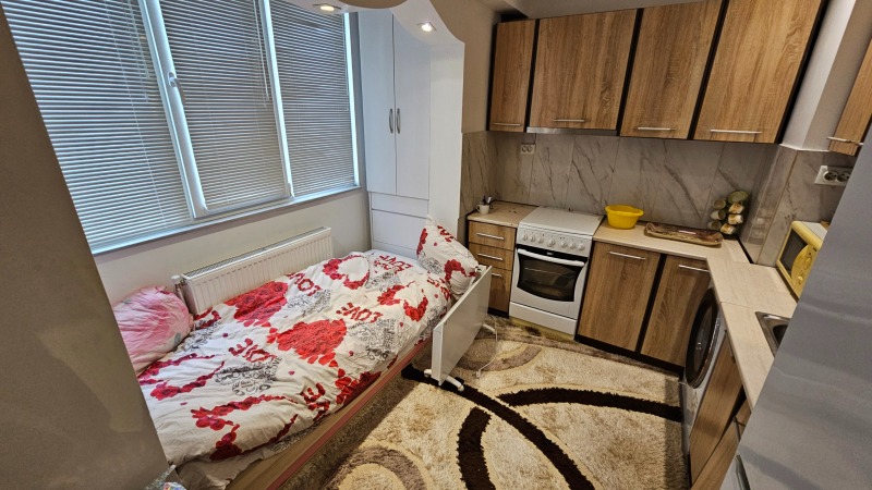 Продава  2-стаен град Разград , Абитрус , 62 кв.м | 31346017 - изображение [8]
