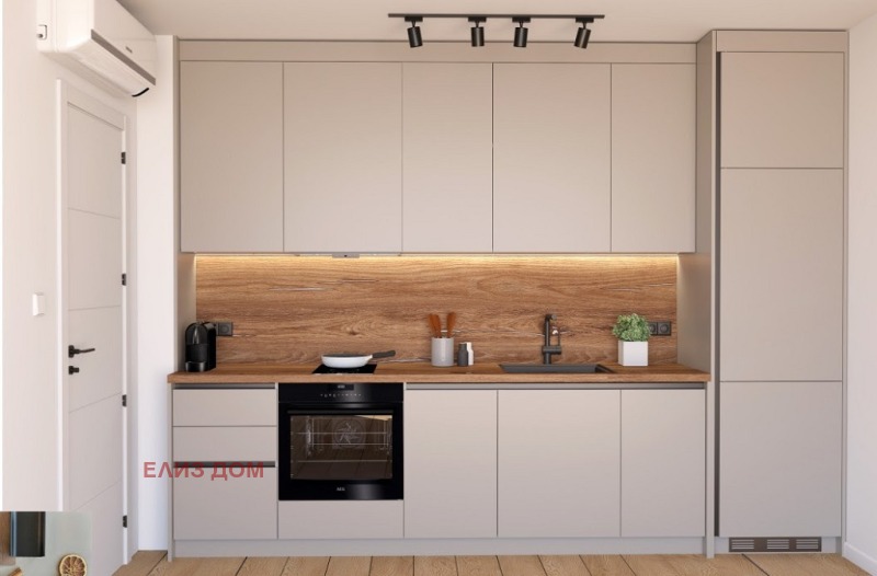 Продава 3-СТАЕН, град Варна, к.к. Св.Св. Константин и Елена • 282542 € / 552604.12 лв. • 84469399 1