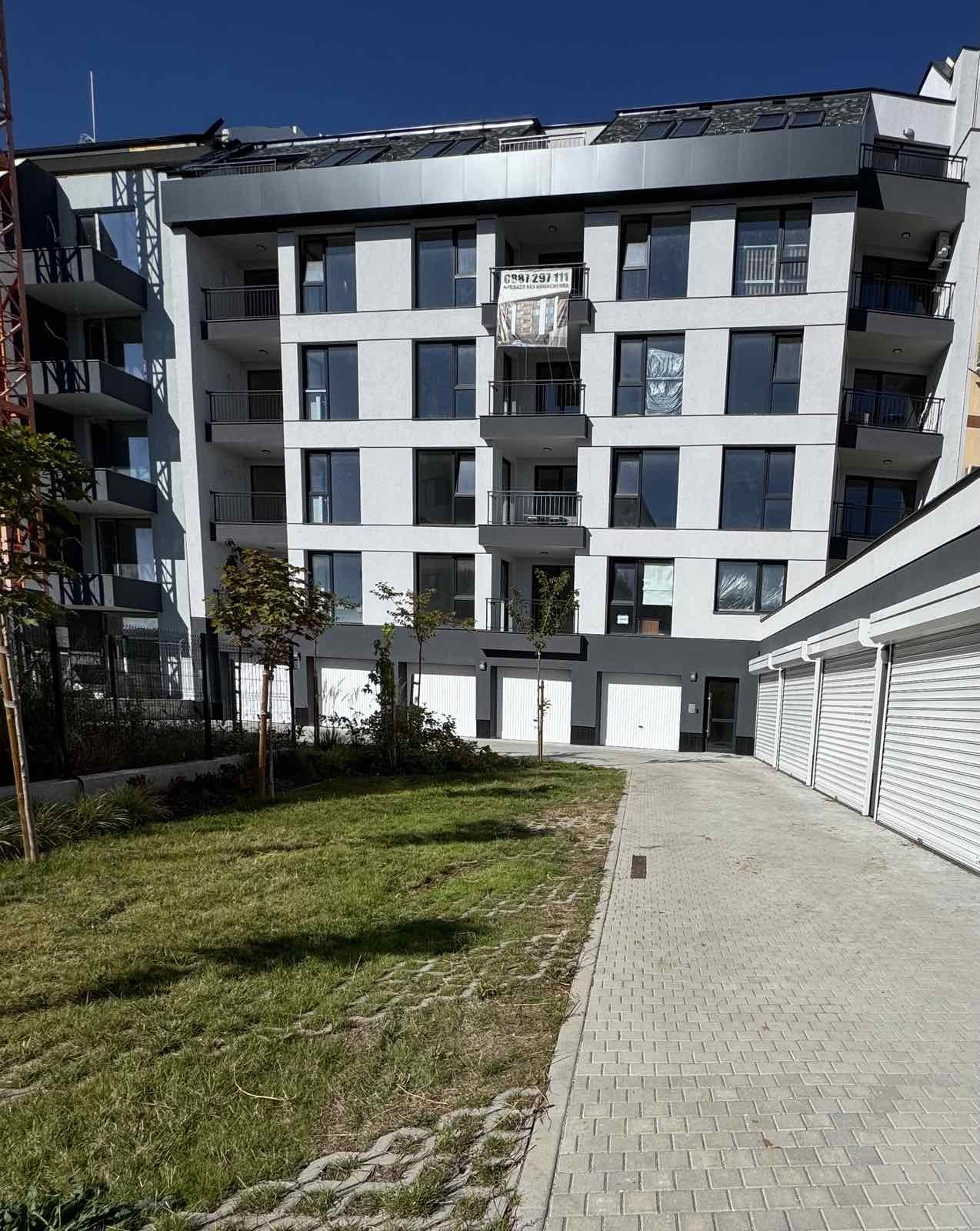 Продава 3-СТАЕН, гр. София, Левски В