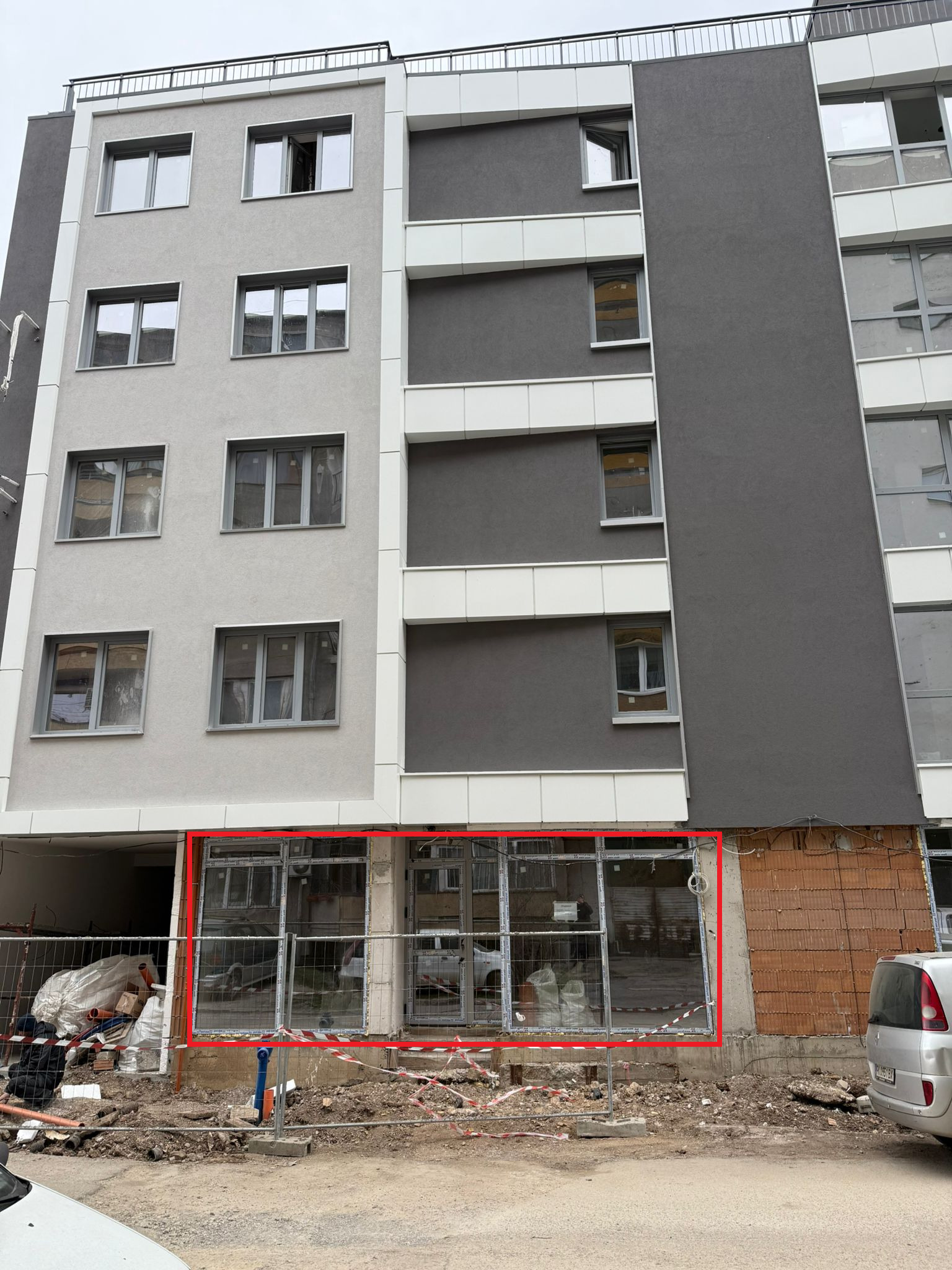 Продава МАГАЗИН, гр. Перник, Център, снимка 2 - Магазини - 54148715