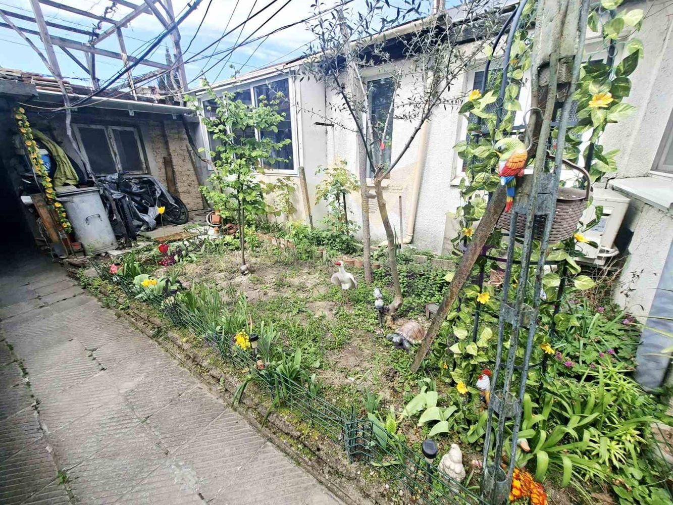 Продава КЪЩА, гр. Варна, Погреби, снимка 12 - Къщи - 54817077