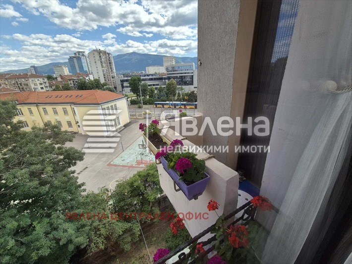 Продава 2-СТАЕН, гр. София, Център, снимка 5 - Апартаменти - 56077536