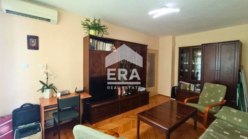 Na prodej  2 ložnice Targovište , Centar , 69 m2 | 94350913