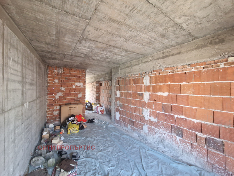 Продава МНОГОСТАЕН в град Благоевград, Широк център - 97 кв.м / 145 500 € » 284 573.27 лв., СИТИ ПРОПЪРТИС