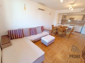 2 Schlafzimmer Wazraschdane, Burgas