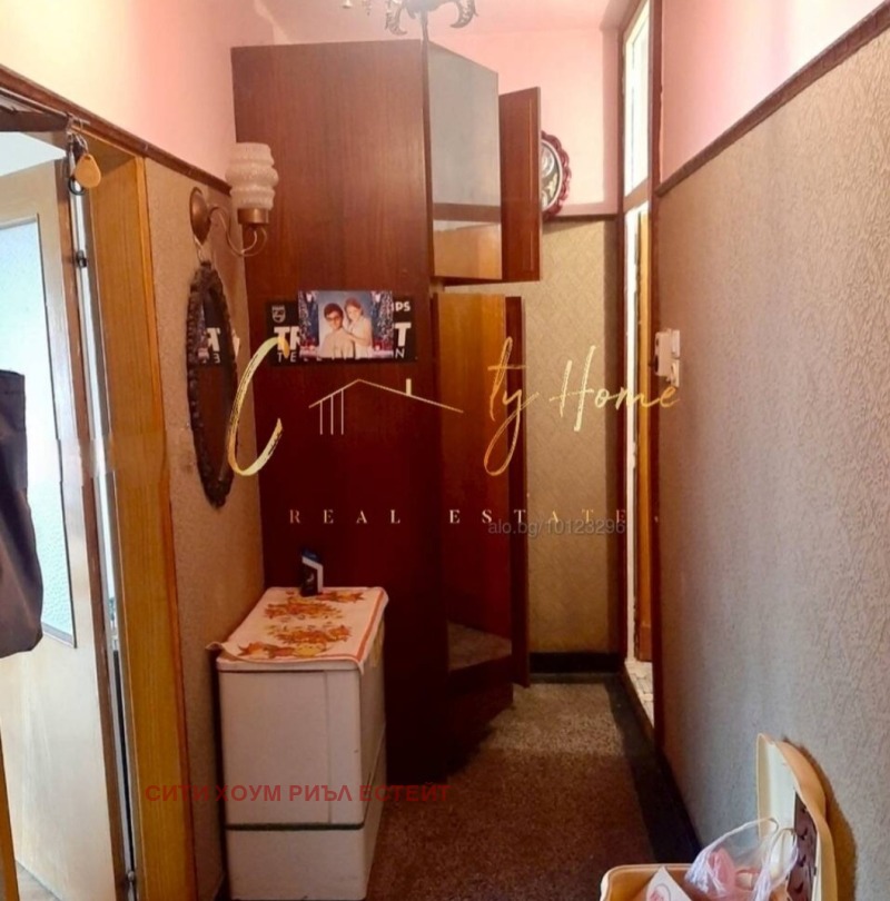 For Sale  1 bedroom Plovdiv , Izgrev , 63 sq.m | 77288499 - image [2]