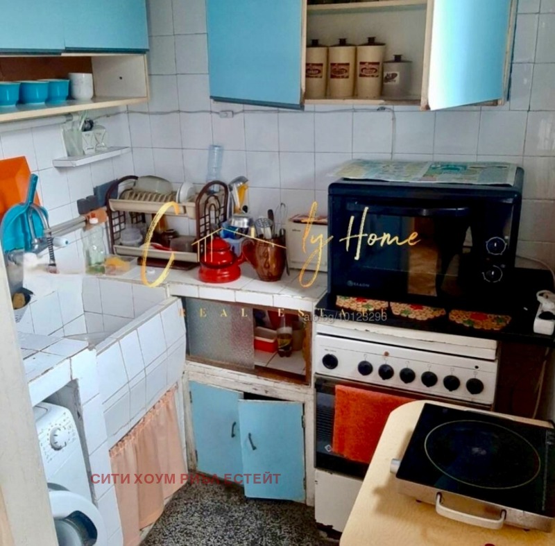 For Sale  1 bedroom Plovdiv , Izgrev , 63 sq.m | 77288499 - image [5]