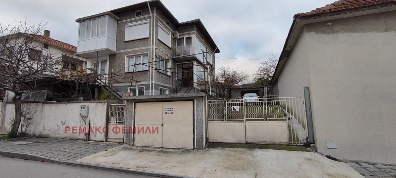Продава КЪЩА, гр. Аксаково, област Варна, снимка 10 - Къщи - 52631752