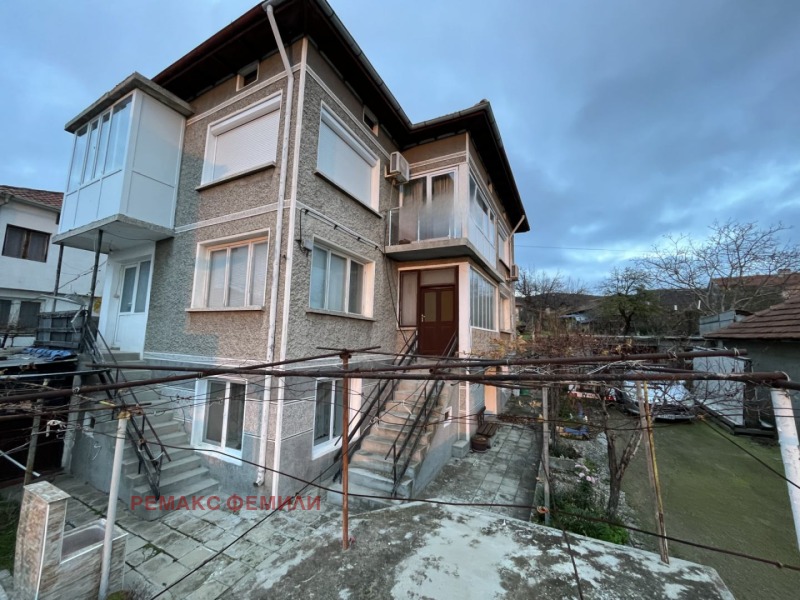 Продава КЪЩА, гр. Аксаково, област Варна, снимка 7 - Къщи - 52631752