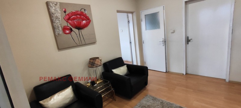 Продава КЪЩА, гр. Аксаково, област Варна, снимка 5 - Къщи - 52631752