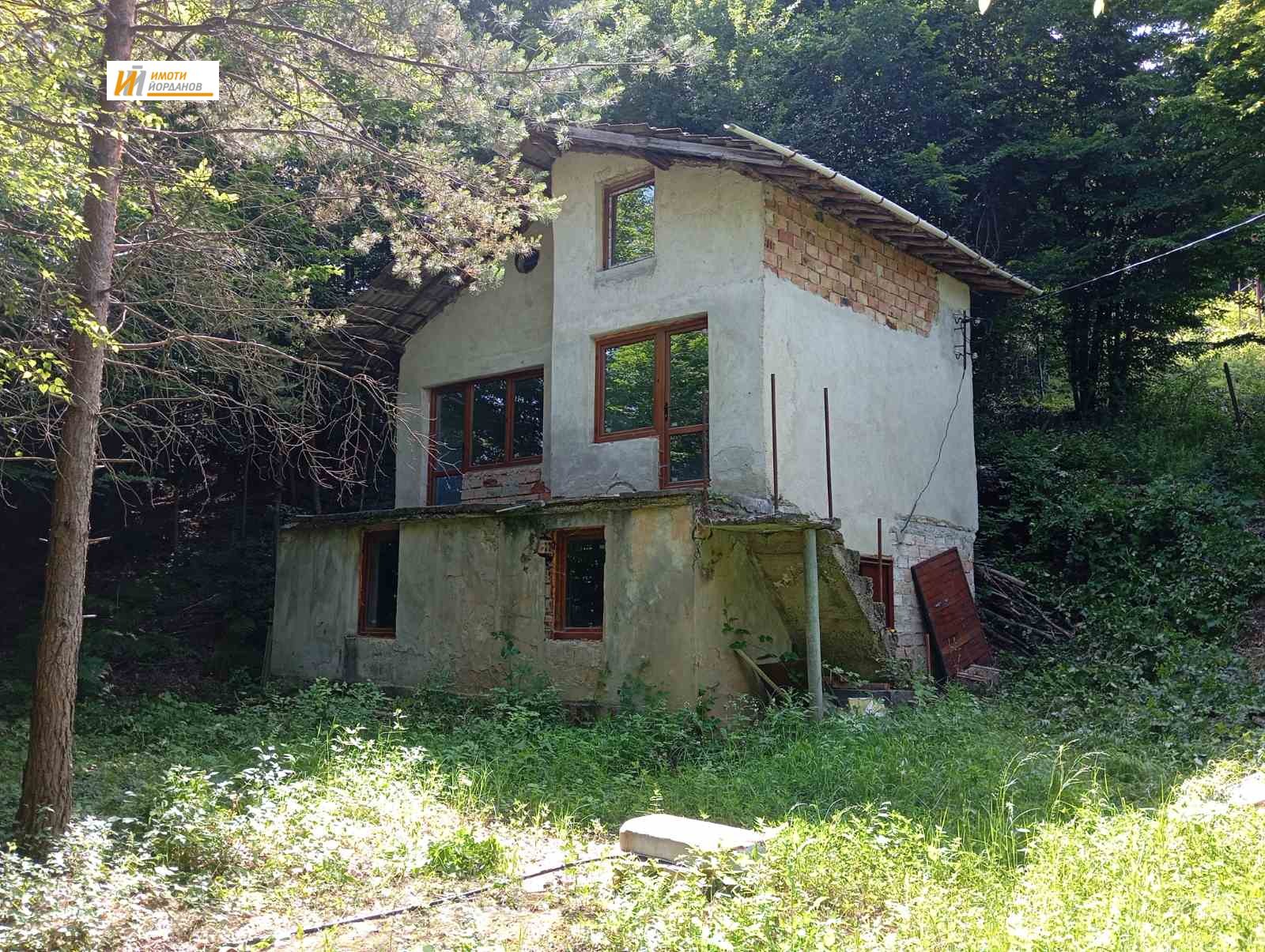 Продава КЪЩА, с. Вонеща вода, област Велико Търново, снимка 2 - Къщи - 53674999