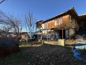 Huis Malki tsjiflik, regio Veliko Tarnovo 1