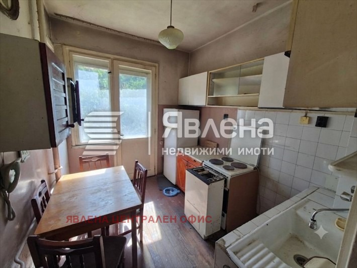 Продава 2-СТАЕН, гр. София, Център, снимка 2 - Апартаменти - 56536934