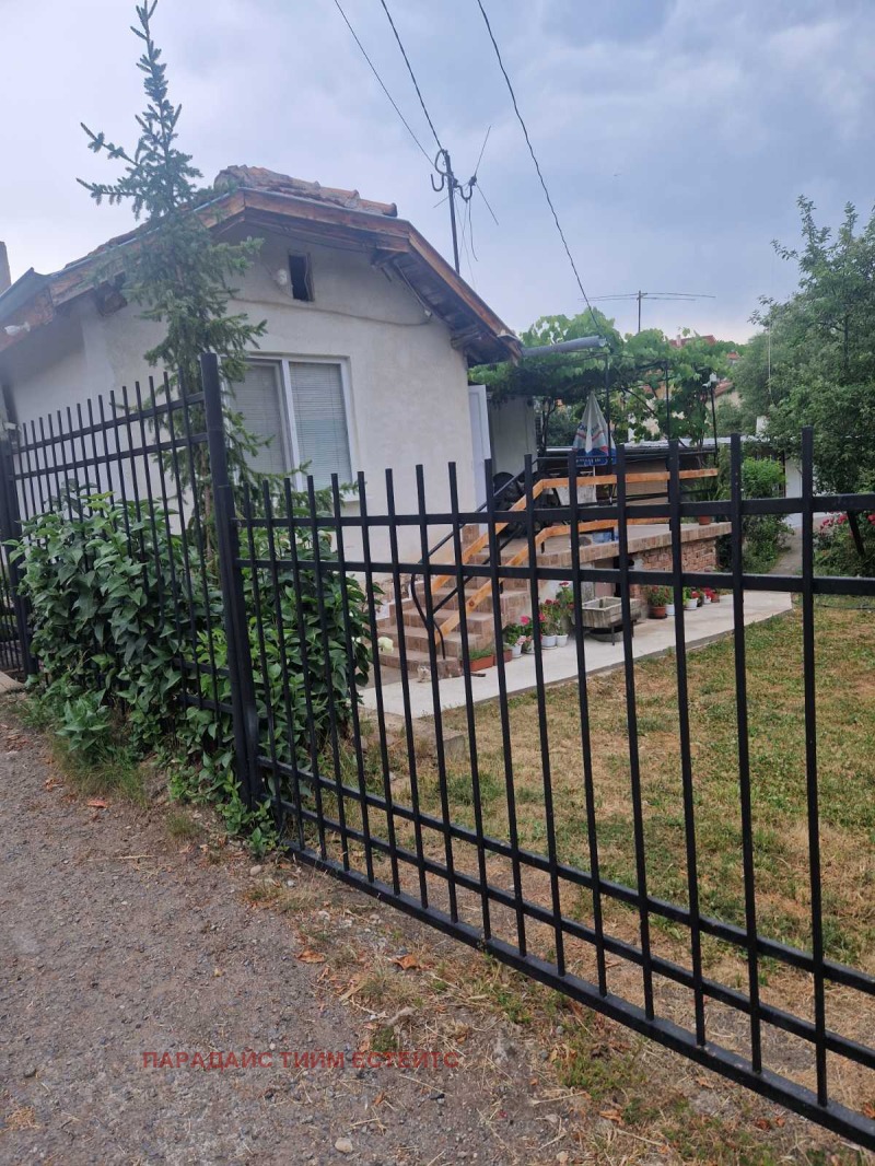 Продава КЪЩА, гр. София, с. Балша, снимка 2 - Къщи - 53177321