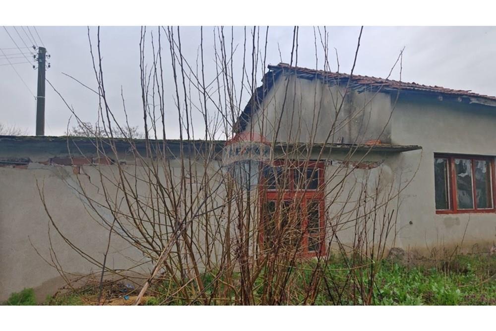 Продава КЪЩА, с. Маджерито, област Стара Загора