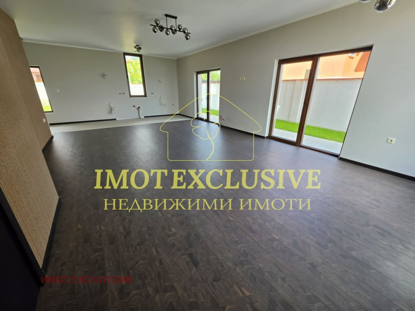 Продава КЪЩА, с. Белащица, област Пловдив