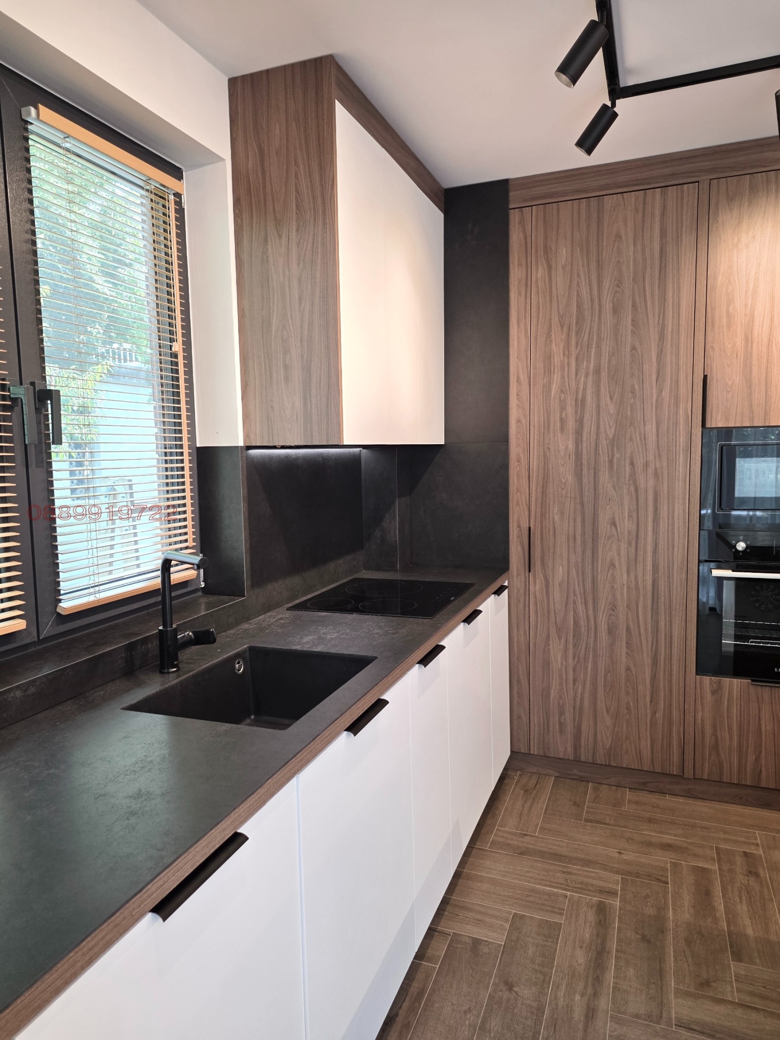 Продава КЪЩА, гр. София, гр. Банкя, снимка 3 - Къщи - 55769196