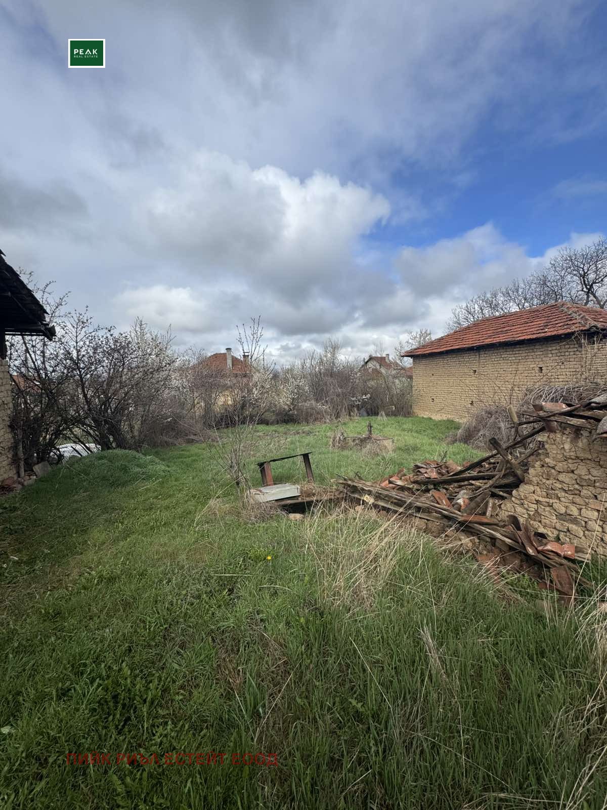 Продава ПАРЦЕЛ, с. Столник, област София област