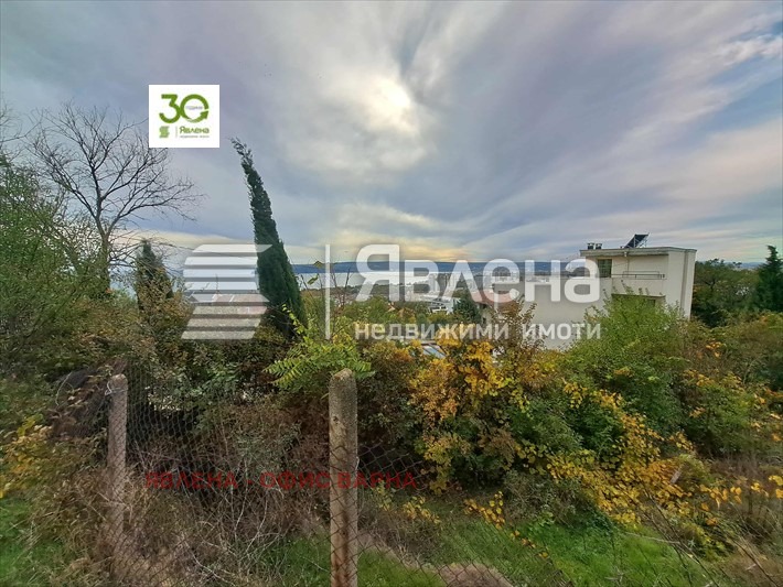 Продава ПАРЦЕЛ, град Варна, Бриз • 256000 € / 500692.48 лв. • 95292634 1