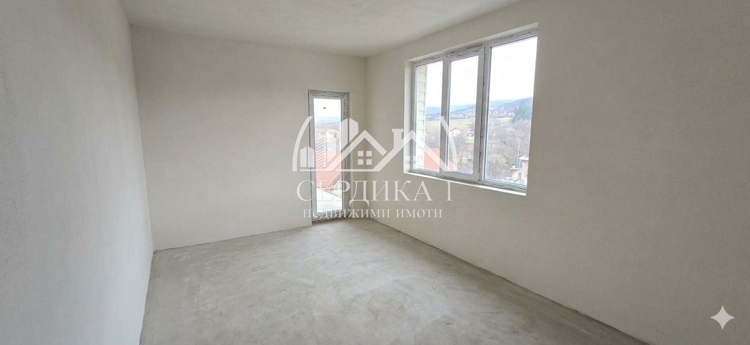 Продава ЕТАЖ ОТ КЪЩА, гр. София, Суходол, снимка 3 - Етаж от къща - 54715236
