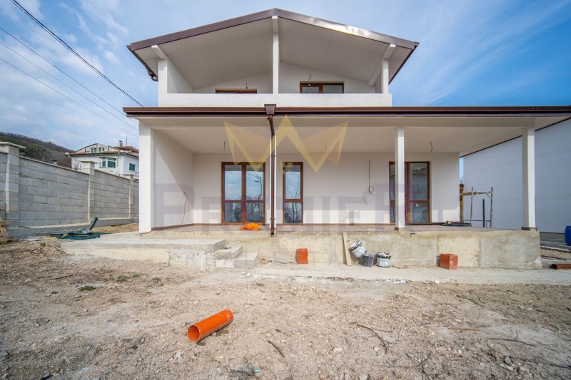 Продава КЪЩА в област Добрич, гр. Балчик - 165 кв.м / 180 000 € » 352 049.40 лв., ИМОТИ ПРЕМИЕР