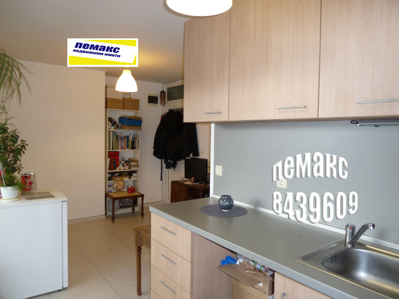 Myytävänä  1 makuuhuone Sofia , Zona B-19 , 69 neliömetriä | 88870002