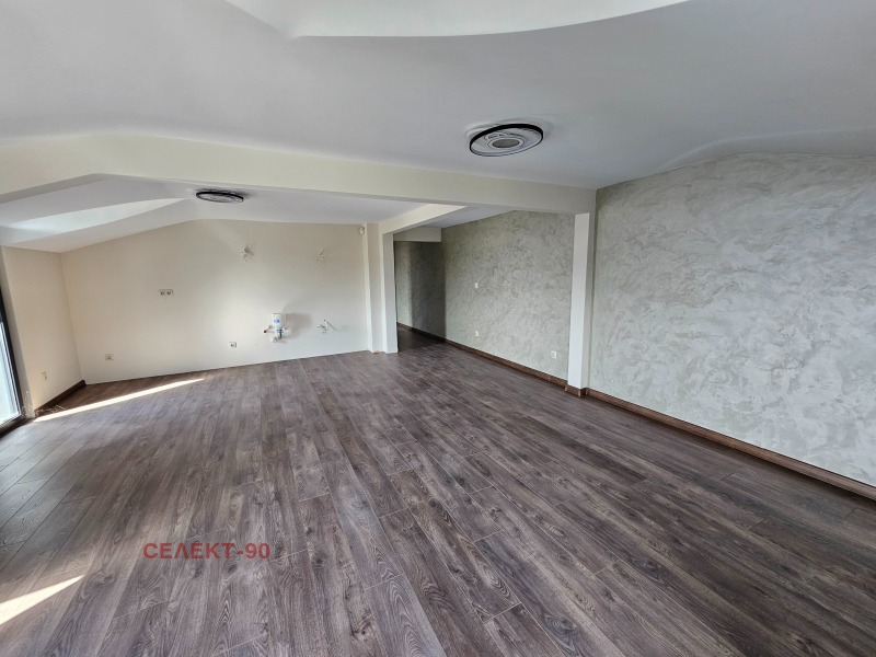 Продава  3-стаен град Перник , Център , 113 кв.м | 17503768 - изображение [10]